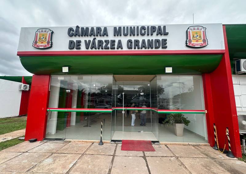 Câmara de Várzea Grande aprecia veto e projetos na sessão desta terça-feira (26)
