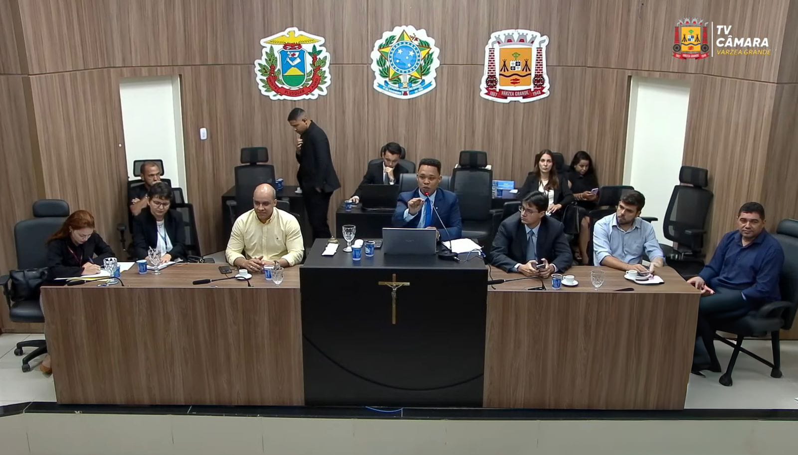 Audiência pública do vereador Caio Cordeiro debate transporte coletivo em Várzea Grande