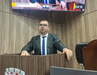 Alessandro Moreira solicita ações de segurança viária e manutenção em vias de Várzea Grande