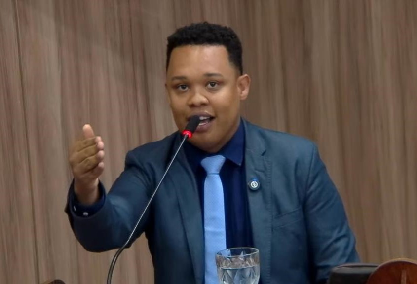 Caio Cordeiro enfatiza liminar contra empresa de transporte e afirma que decisão reforça demandas da população