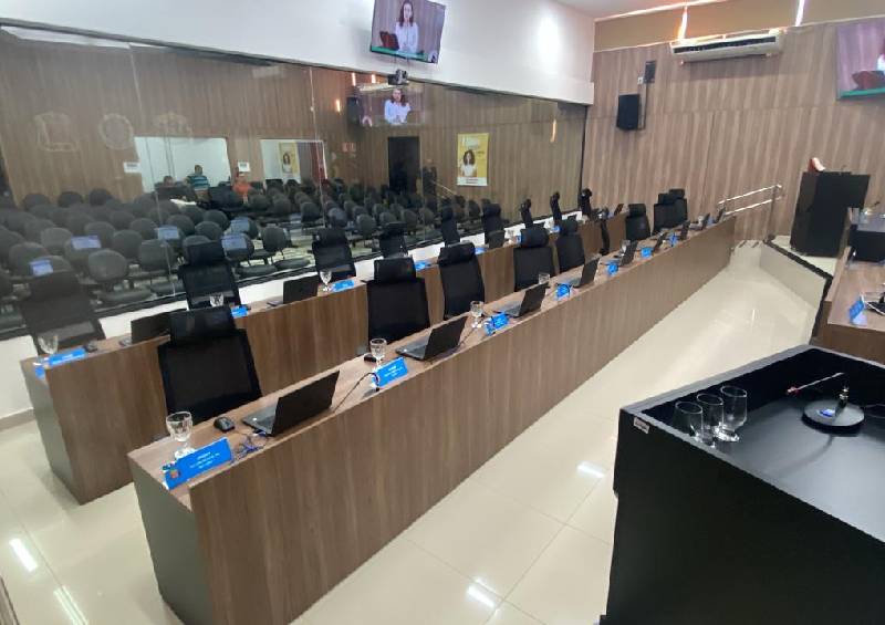Câmara define pauta de votação para sessão desta terça-feira (19)