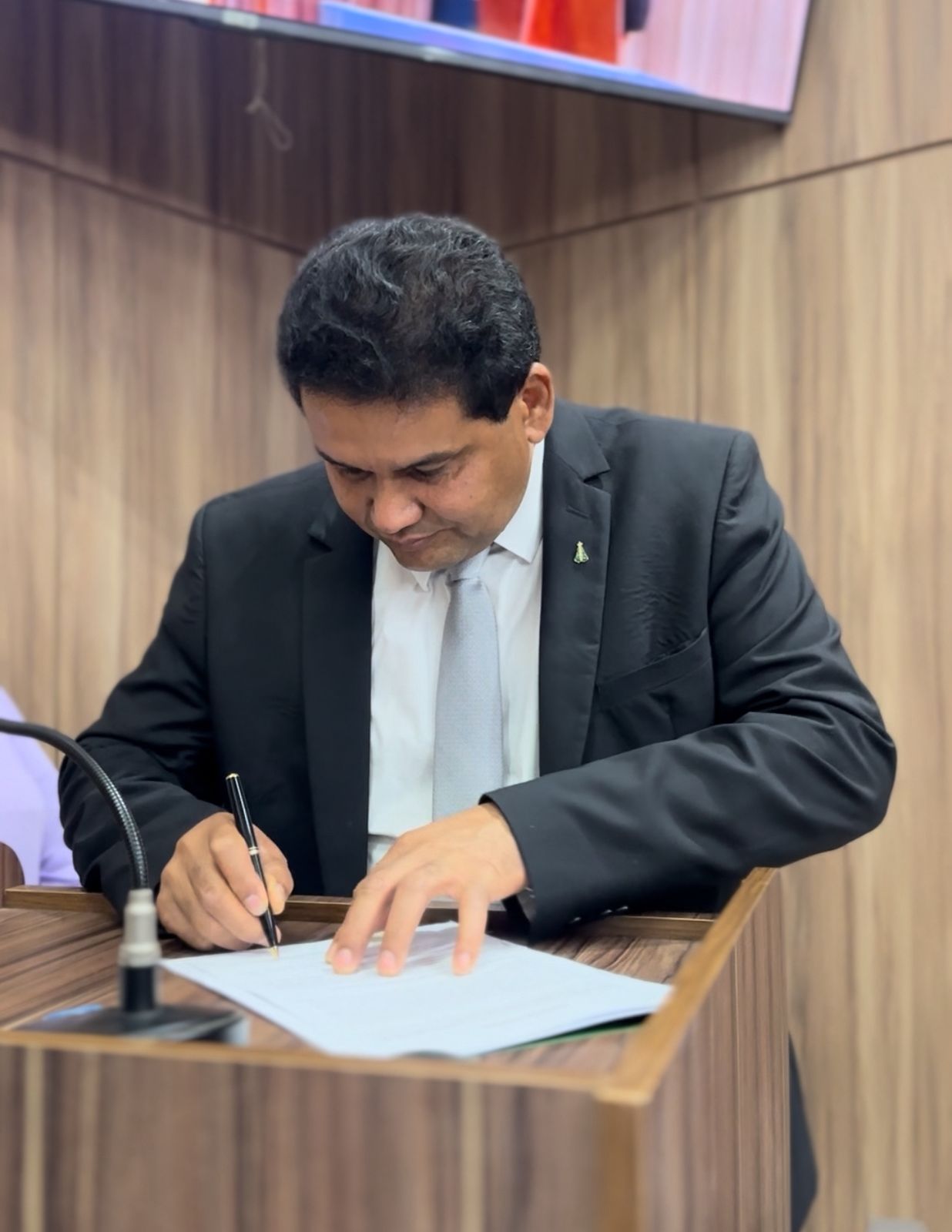 Câmara firma Termo de Cooperação para ofertar curso gratuito de Empreendedorismo à comunidade