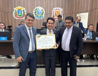Desembargador Hélio Nishiyama recebe Título de Cidadão Várzea-grandense