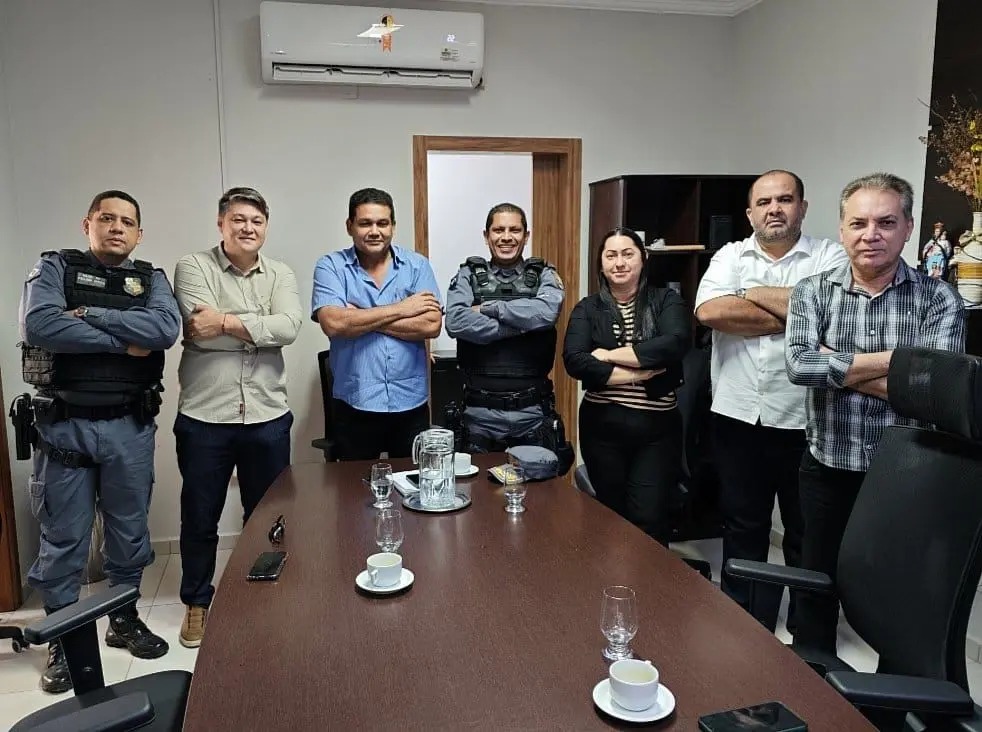 Presidente Wanderley Cerqueira recebe visita institucional do Ten Cel Franklin e do Major Wellison