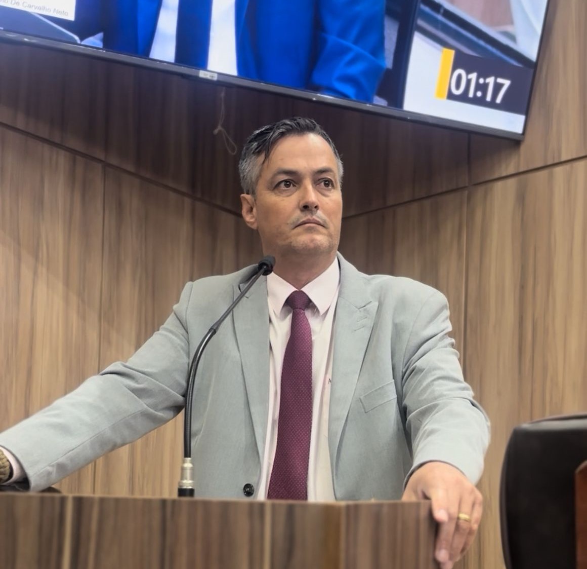 Rogerinho da Dakar cobra pagamento de rescisões atrasadas de trabalhadores da Eletroconstro