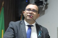 Vereador Alessandro defende autonomia para secretários realizarem suas atividades 