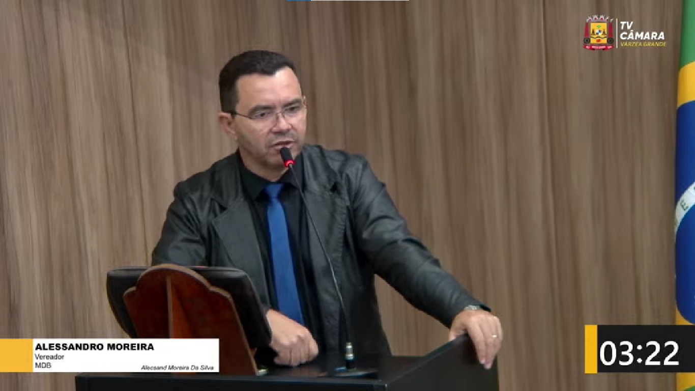 Vereador Alessandro Moreira destaca continuidade na reforma da Escola Municipal Heroclito Leôncio Monteiro