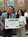 Vereador Caio Cordeiro entrega Moção de Aplausos à cantora varzagrandense Nataly Jovió, destaque do The Voice Brasil
