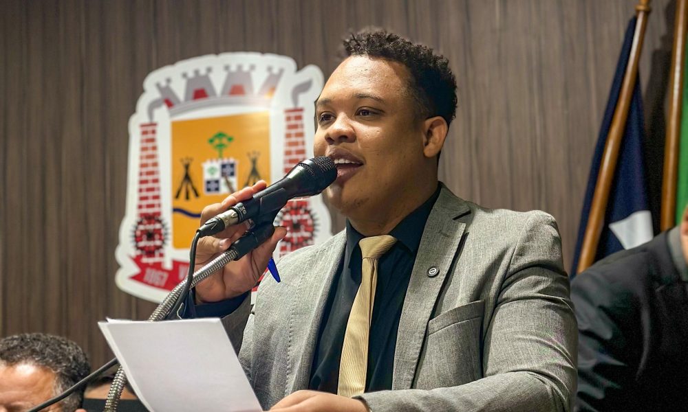 Vereador Caio Cordeiro garante R$ 2 milhões para saúde em Várzea Grande 