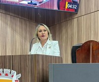 Vereadora Rosy Prado anuncia conquistas para motoboys e celebra os 10 anos do programa ETA na educação municipal